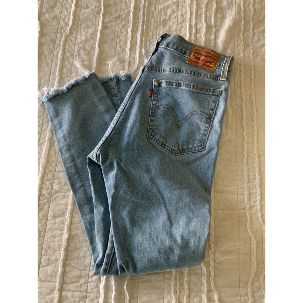 Levi’s Wedgie Skinny Jeans